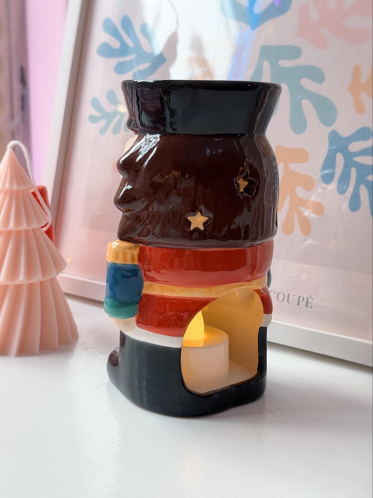 Bruciatore di essenze schiaccianoci