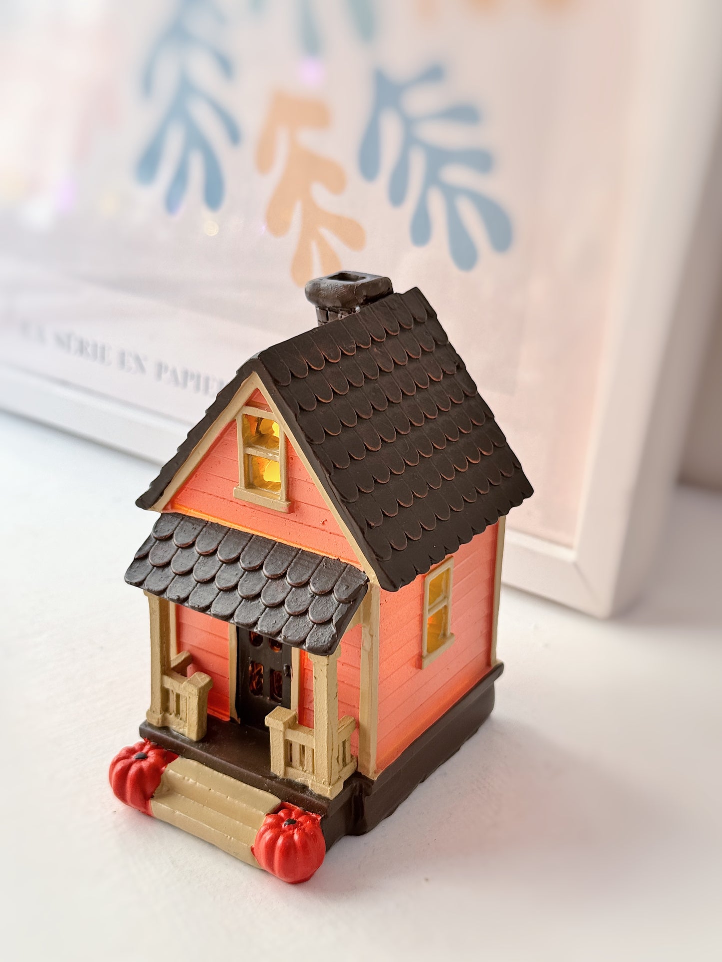 Casa rosa autunnale LED