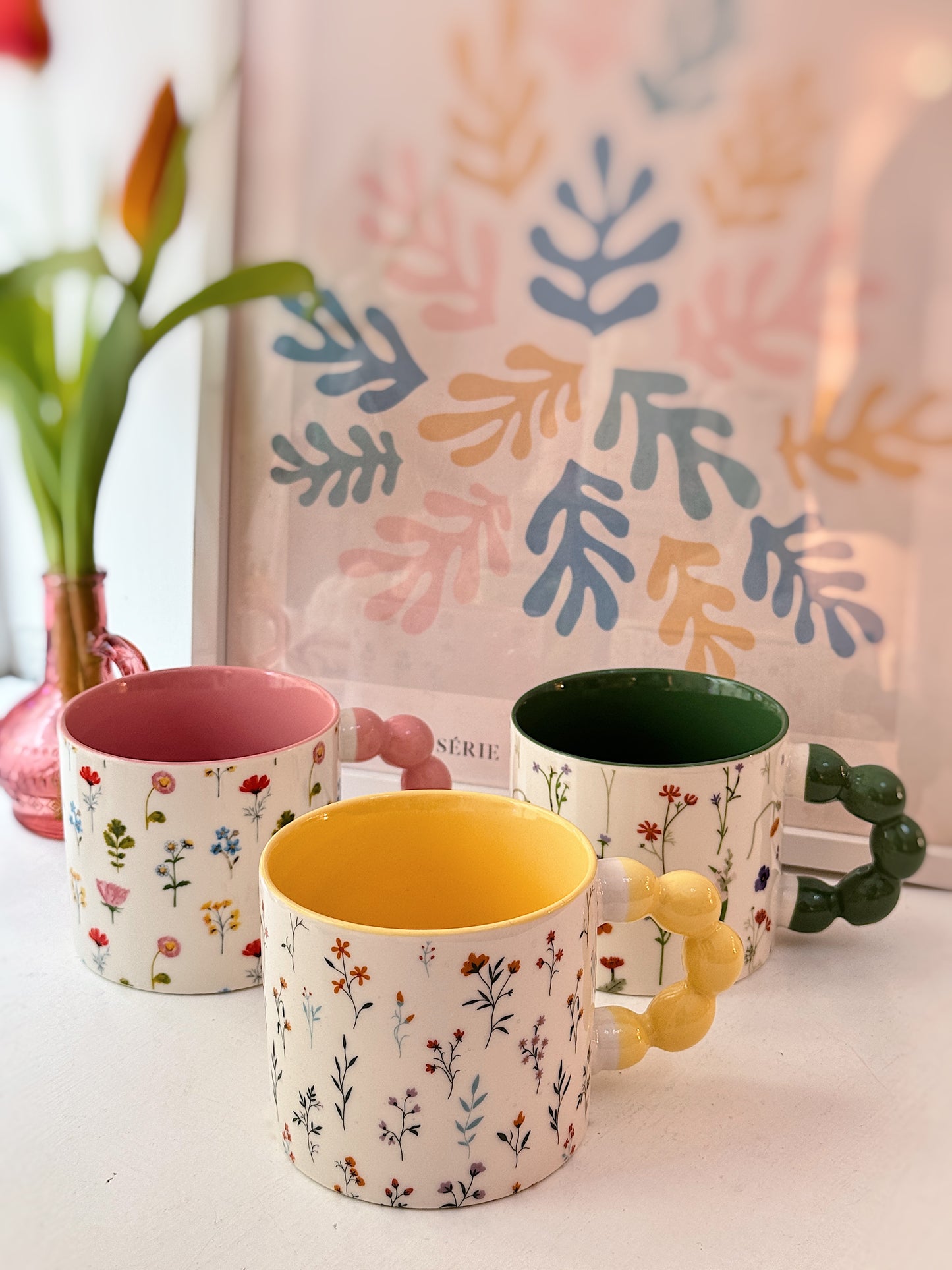 Tazza motivo floreale rosa, gialla o verde