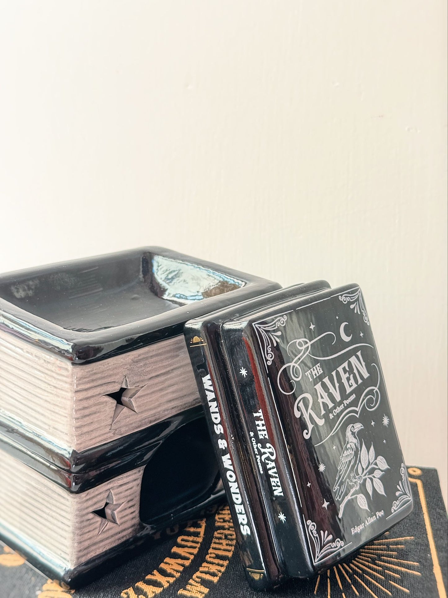 Bruciaessenze libri incantesimi
