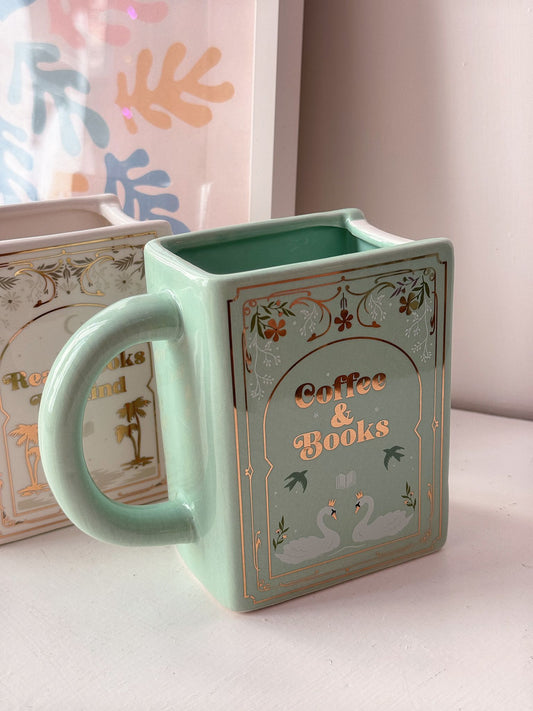 Tazza verde a forma di libro “Coffee & books”