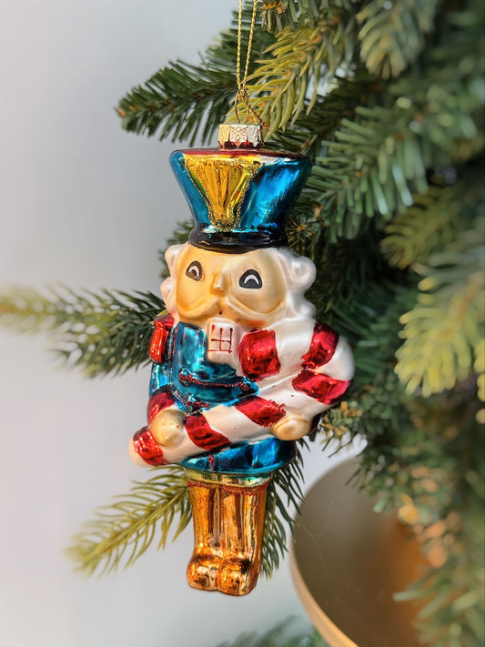 Pallina schiaccianoci con zuccherino