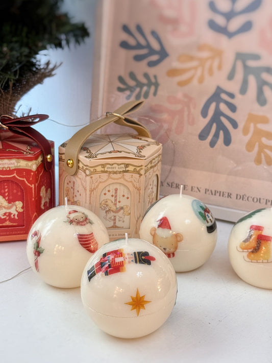 Pallina natalizia effetto porcellana
